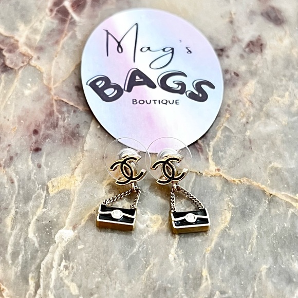 Chanel: Handbag CC Logo Mini Gold Drop Earrings - Picture 2 of 6